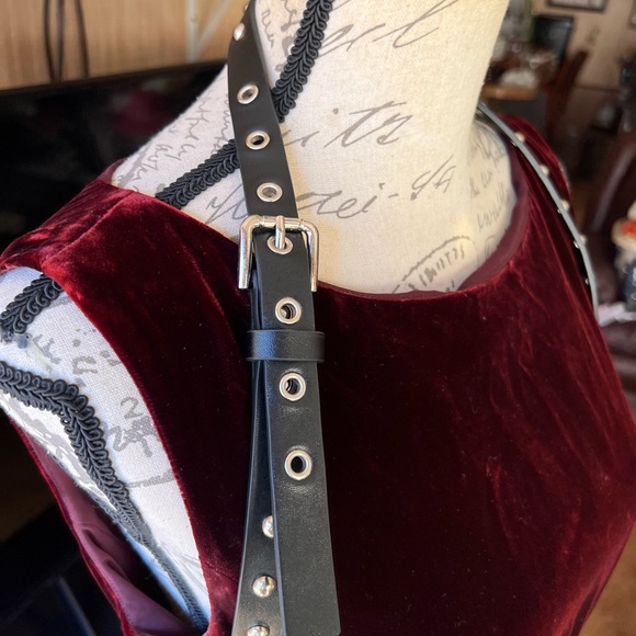 Black Faux leather adjustable harness - Picture 6 of 14